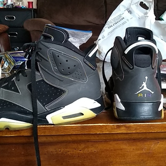 jordans retro 6 black